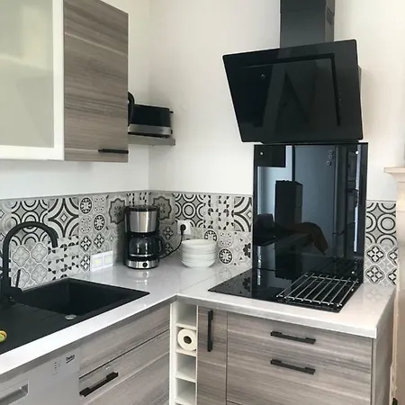 La Joly Maison