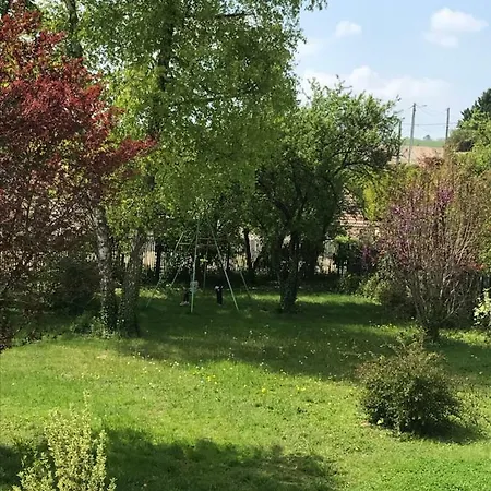 La Joly Maison Tatil Evi Noe-les-Mallets