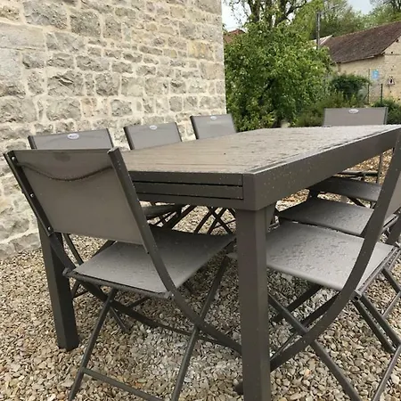La Joly Maison Tatil Evi Noe-les-Mallets